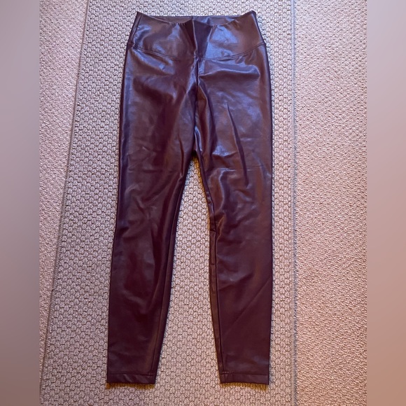 WHBM Runway Leggings faux leather size 10 - Picture 1 of 6